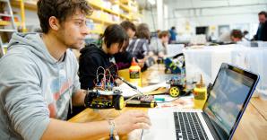 Student in FabLab Brussels